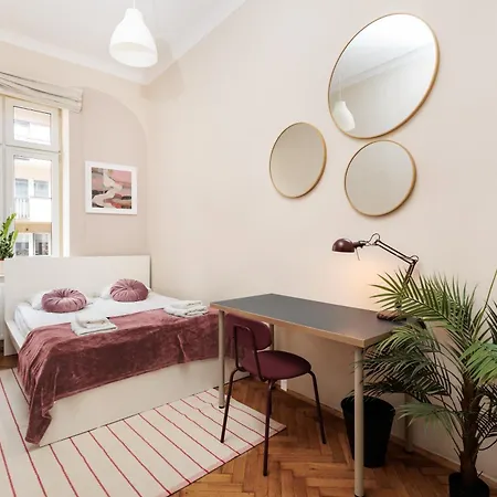 Апартаменты Przestronny Klimatyczny Przy Staszica - By Upstairs