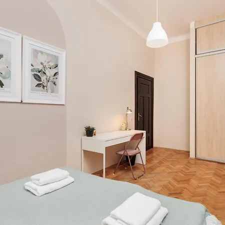 Przestronny Klimatyczny Przy Staszica - By Upstairs Апартаменты *